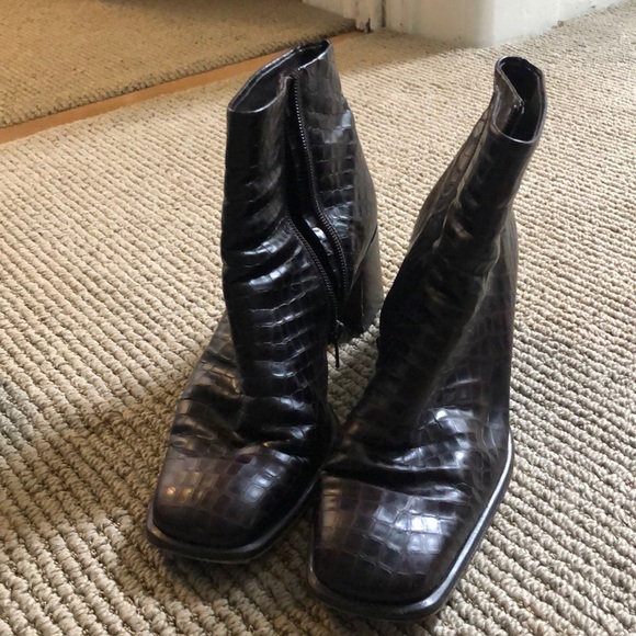 via spiga square toe boots